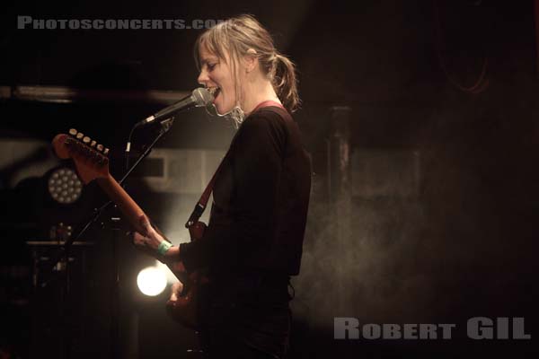 SCOUT NIBLETT - 2018-11-22 - PARIS - Petit Bain - Emma Louise Niblett